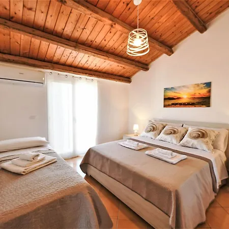 Mareluna By Interhome * Fontane Bianche