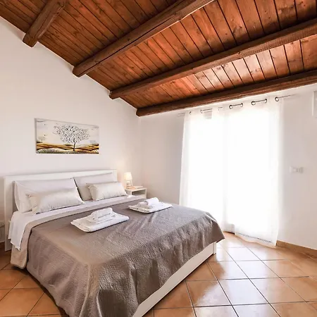 Mareluna By Interhome Fontane Bianche