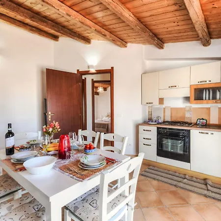 Mareluna By Interhome Daire Fontane Bianche